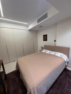 The Minimalist Suite - 4