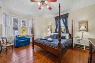 Serenity Manor 3BR – Spacious Historic Home - 8