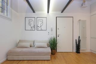 Loft Two Towers Historic Center - 2 BR 2BA - Patio - 8