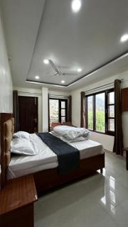 Sukoon Inn by Bharmouri Home Stay - 1