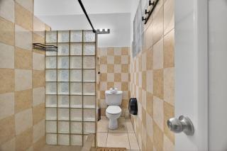 Updated Condado Retreat Walk to Beach & Nightlife - 5