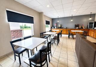 Econo Lodge Augusta West near Fort Gordon - 2