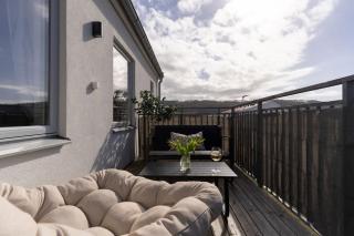 Modern 2 Bedroom Home with 2 Balcony & Workspace - 6