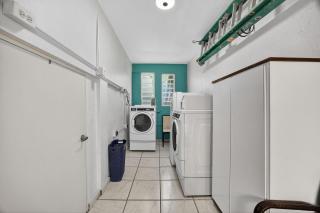 Condado Queen Studio, Near Beach & Dining - 5