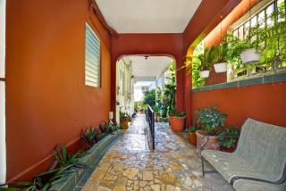 Condado Queen Studio, Near Beach & Dining - 8