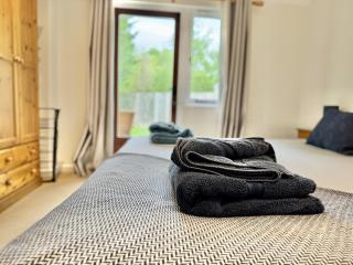 Countryside cottage near award-winning Woodchurch - 3