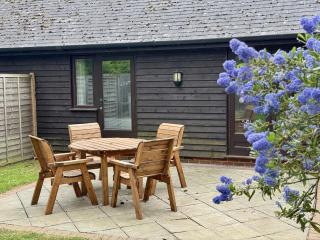 Countryside cottage near award-winning Woodchurch - 2