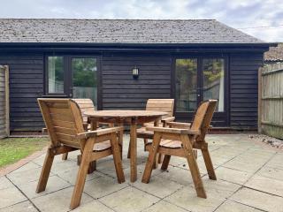 Countryside cottage near award-winning Woodchurch - 4