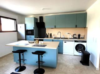 Appartement neuf T3 avec terrasse, parking et climatisation à Ajaccio - 4