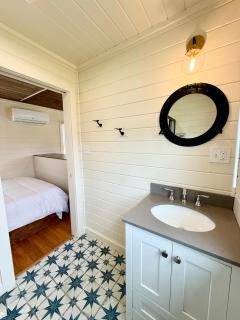 Eden Village Motel and Cottages - 6