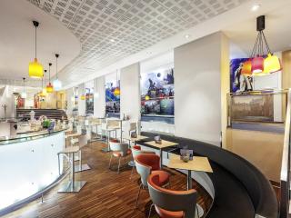 Ibis Praha Old Town - 9