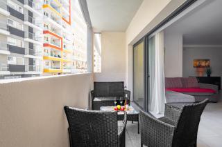 Deluxe 2 Bedroom Apartment - 3