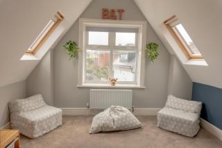 Luxury 5 Bed Beach House with Hot Tub & Cinema - 6