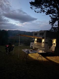 RIDE AND REAT CAMPING VAN RENTAL ELLa - 1