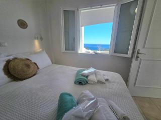 Red Beach Harmony suites Modestos - 8