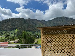 Casa de las Azucenas - Modern 3BR Home with Rooftop & Mountain Views - 9