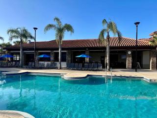 6Bed Pool Hm Solterra Resort Spa Game Rm-4183OD - 4