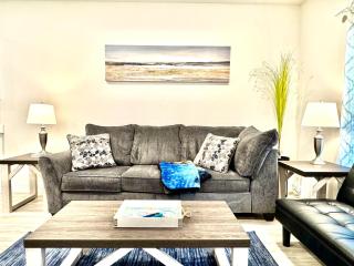 Wave of Gold , brand new beautiful townhome 3bed room 3 bathroom - 9