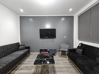 Landcross Co-Living - Private Room Self-Cater - 3