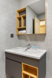 Riara One 1 bed by YourHost Junction Mall Nairobi - 6