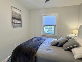 Oceanfront Cottage on Private Island - 6