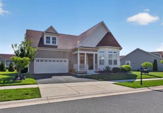 Spacious Home for Families and Teams - Multiple Work Spaces and Parking Spaces - 9