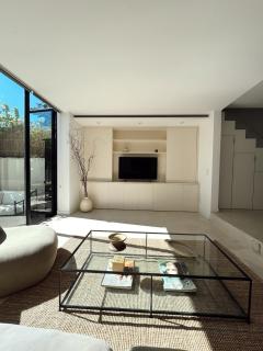 Casa con piscina privada para alquiler temporal - Madrid - 1