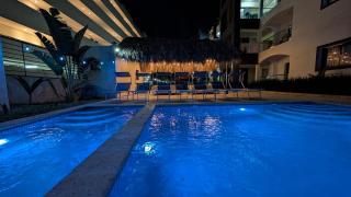 Cana Life Breeze Los Corales Beach Residences A6 - 4
