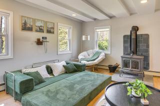 Tranquil Catskills Home w/ Creek & Fire Pits - 7