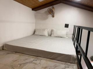 Velkar Cottage Mahabaleshwar Main Market - 2