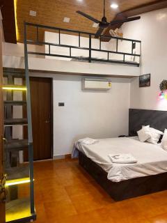 Velkar Cottage Mahabaleshwar Main Market - 7