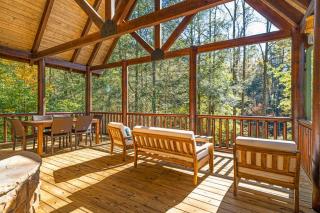Mountaintown Creekside Cabin Getaway - 6