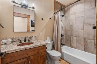 Grizzly Lodge - Hot Tub, Fire Pit, Mins to Yellowstone, Modern Cabin - 3