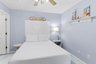 2BR PCB Getaway | Walk to Public Beach Access 11 | Sleeps 6 - 1