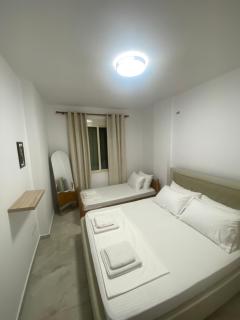 Beachfront Apartment Durres - 3