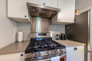 The Urban Canopy with Parking and Walk to SoCo by Austin Vacay - 6