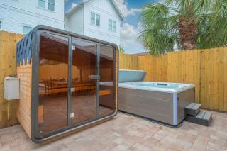 Resort Style Home w Heated Pool Sauna & Hot Tub - 5