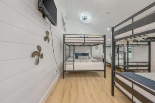 Resort Style Home w Heated Pool Sauna & Hot Tub - 3