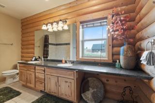 Sleeps 33, Hot Tub, Game Room, Hot Tub, Lake Views - 5