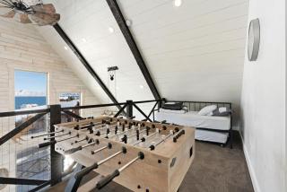 Sleeps 26, Hot Tub, Barrel Sauna, Arcades, Lake Views - 2