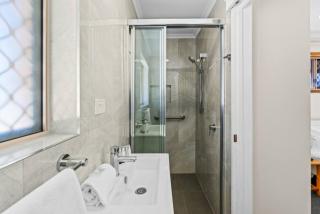 Ultimate 5BR Luxury Estate Family Group Haven - 1