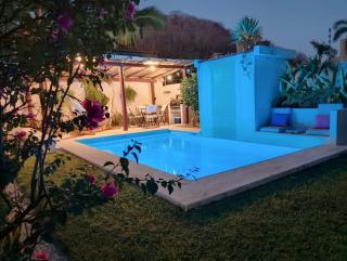 Bright, spacious, quiet, cozy and charming house! - 9