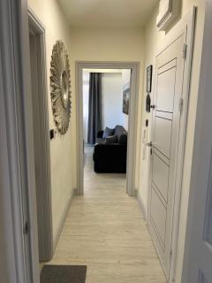 ADIRAMAR Apartments - 5