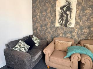 Five Bed Canterbury City Centre with Parking - Corporate Let - 6
