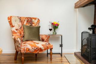 Luxury cottage, logfire parking & dog friendly, hiking, garden - 4
