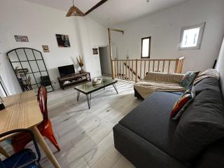 Loft chaleureux et confortable style Industriel - 1