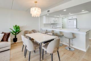 Stunning Views, Luxe Decor: Suntide III - Unit 805 - 5