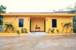 House on a hill with stunning views Hoa Binh Lake - 8