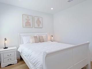 Pasadena Luxe Retreat - 2