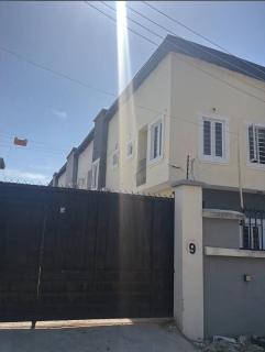 Happy Lodge Shortlets & Suites, Lekki phase 1 - 9